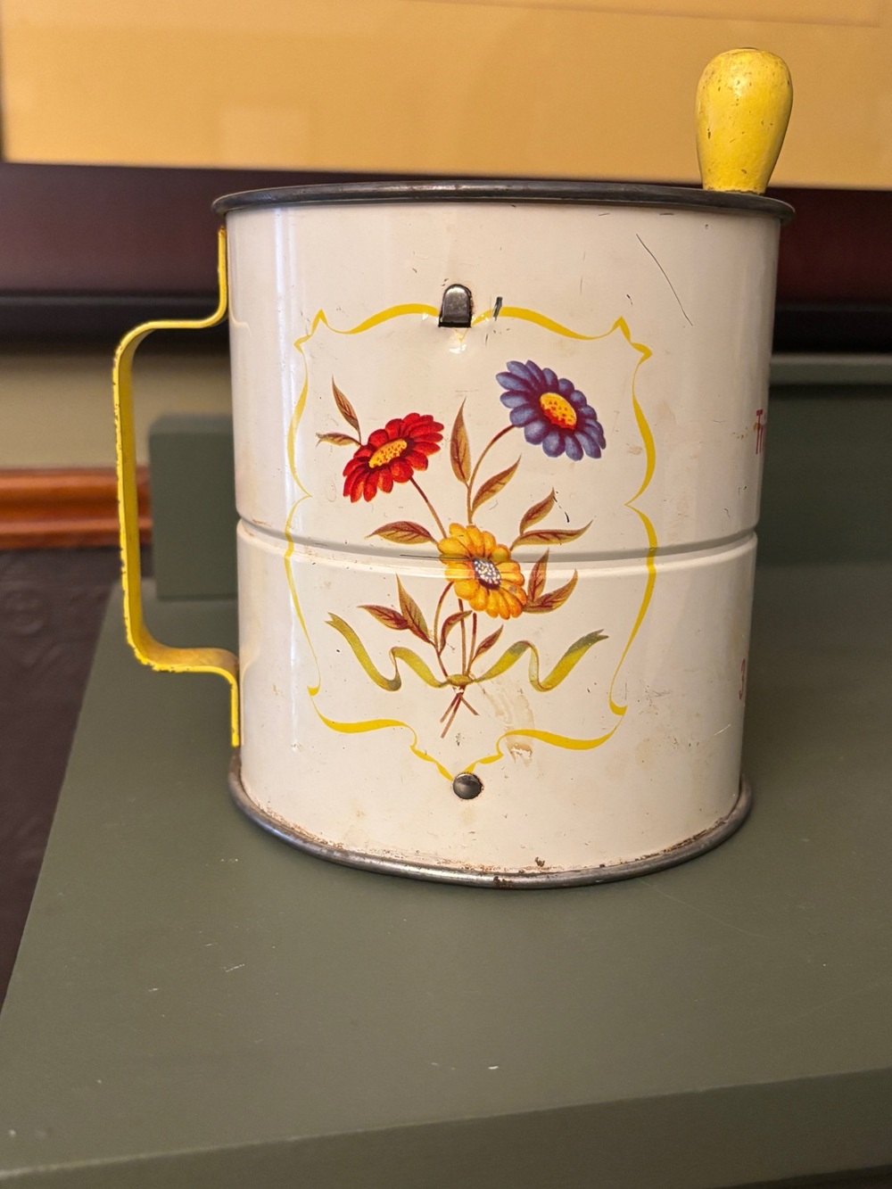 Vintage 1950’s Androck Cream Floral Tin Sifter with Yellow Handle
